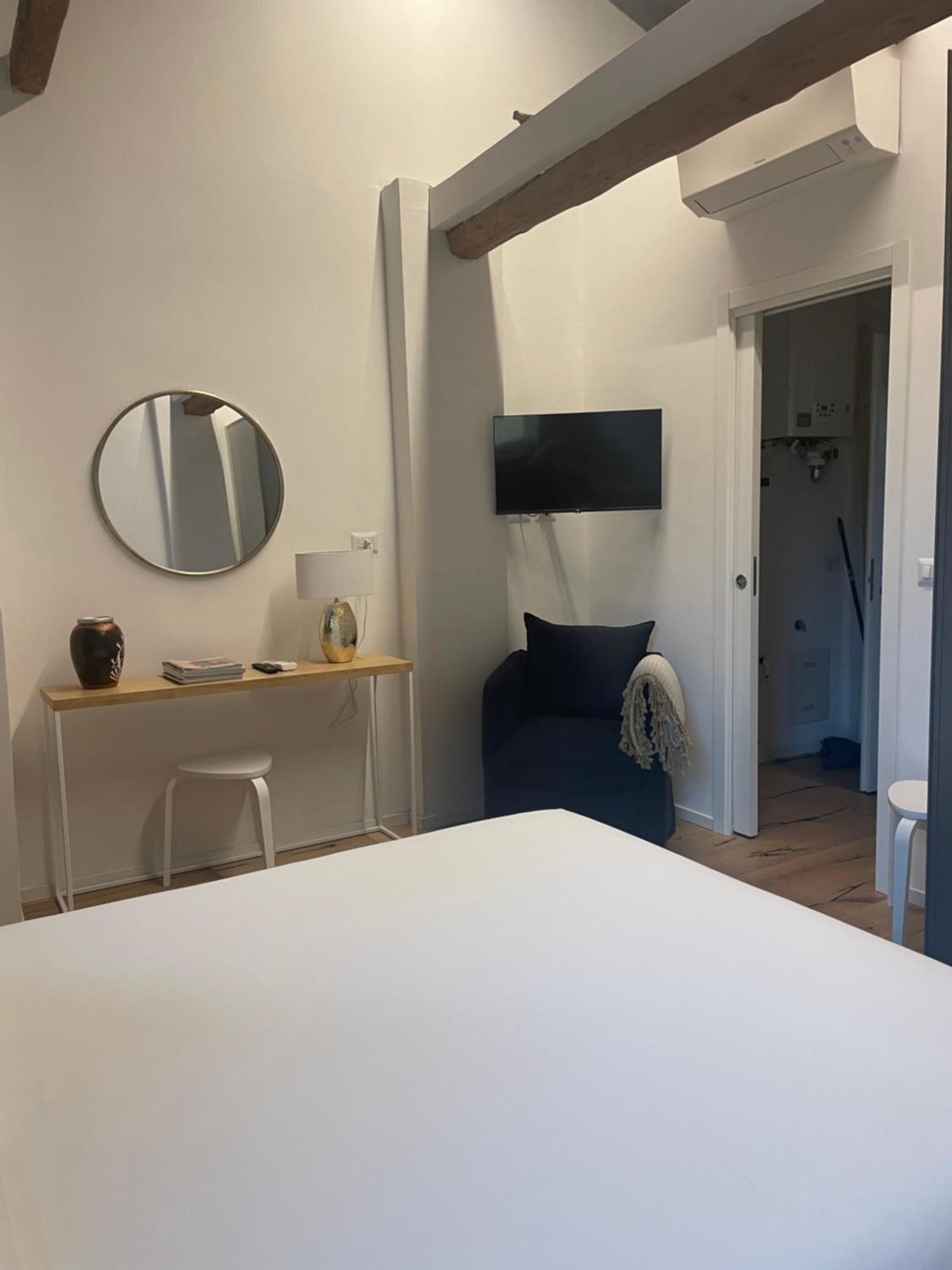 Dimora Santa Lucia Apartman Bologna Kültér fotó